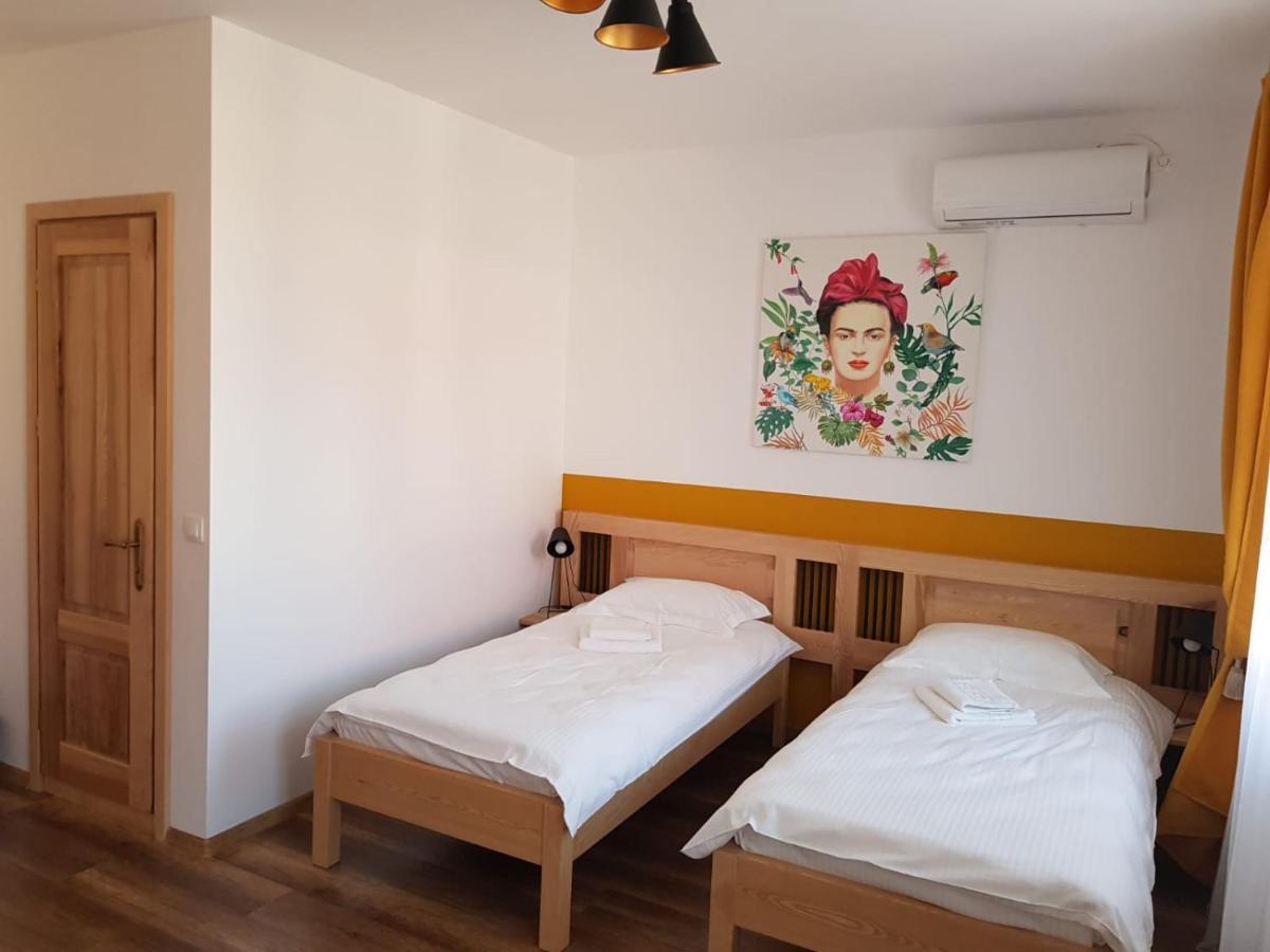 Chic Voyage Hotel Sibiu Exterior foto