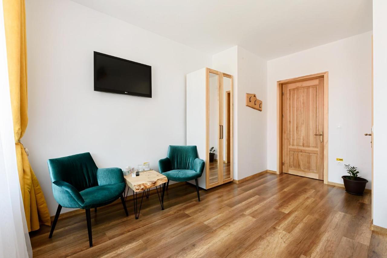 Chic Voyage Hotel Sibiu Exterior foto
