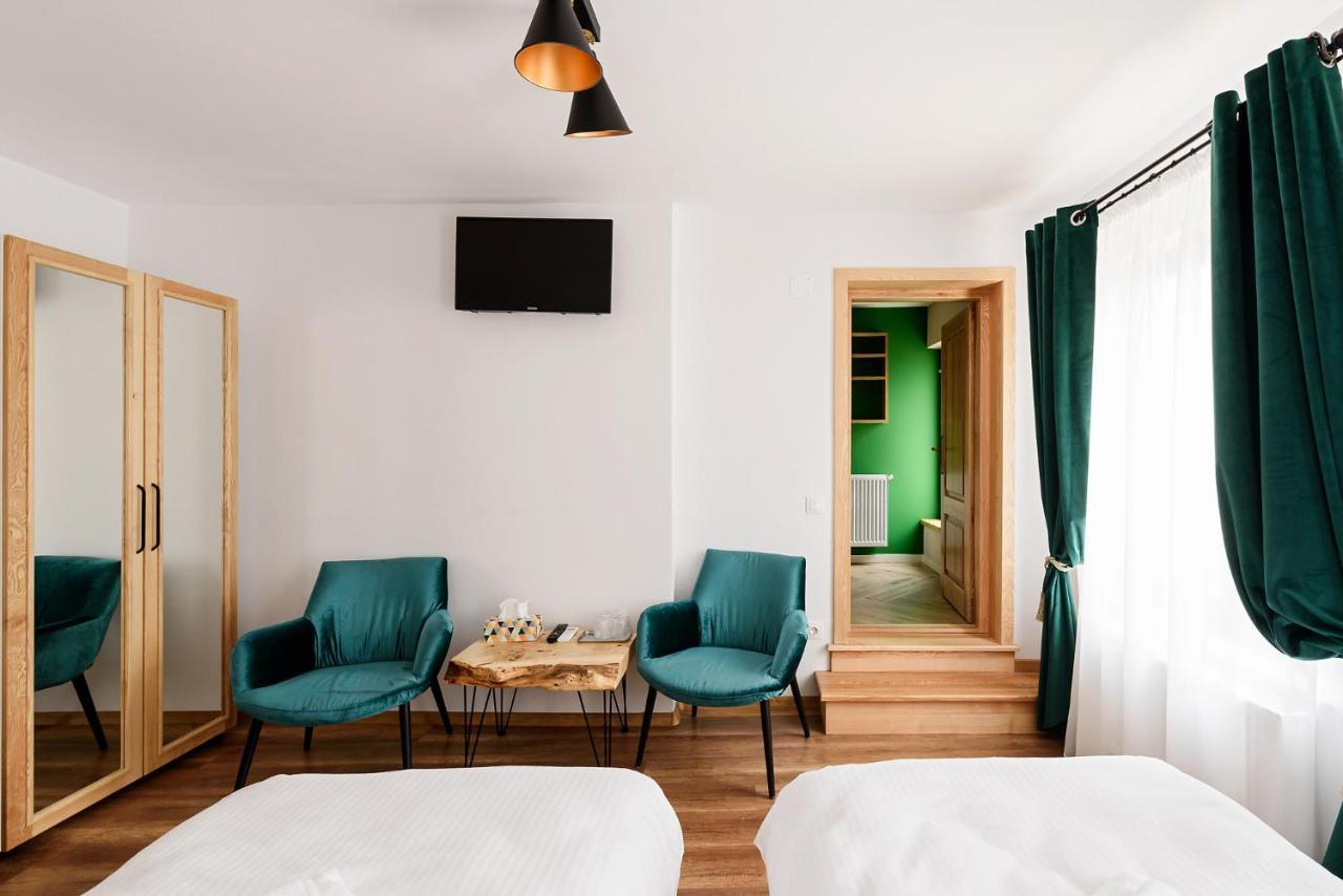 Chic Voyage Hotel Sibiu Exterior foto