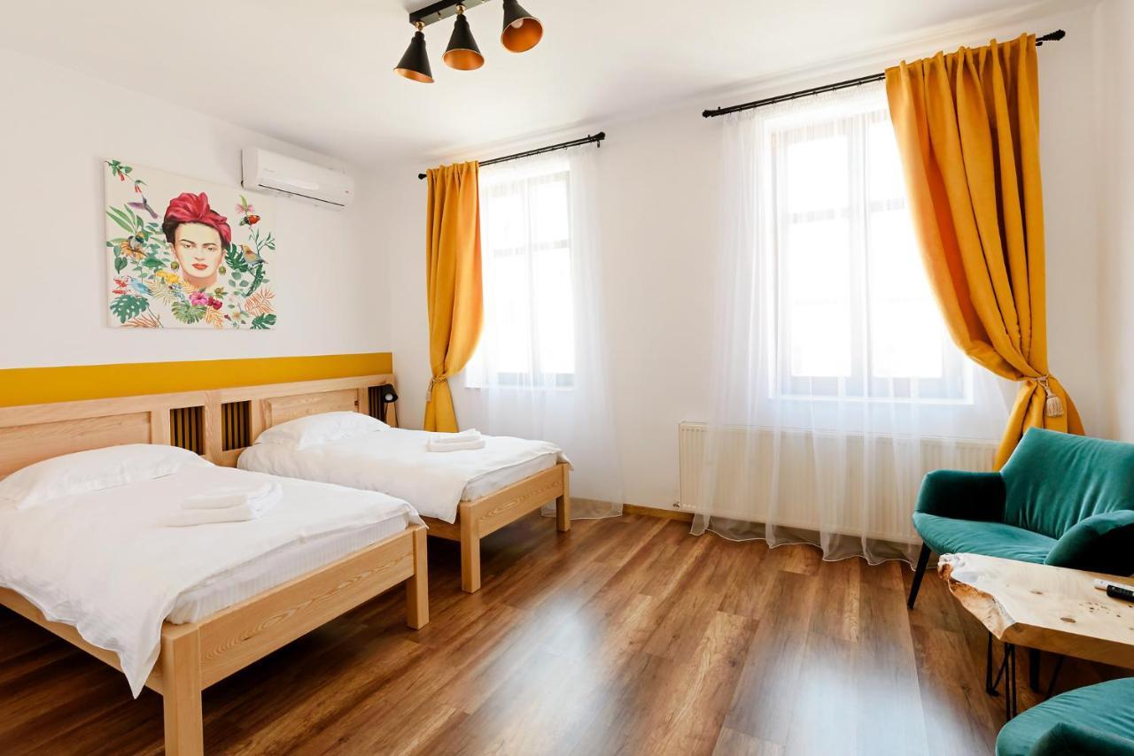 Chic Voyage Hotel Sibiu Exterior foto