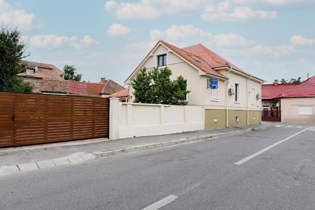 Chic Voyage Hotel Sibiu Exterior foto